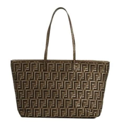 borse fendi prezzi|borse Fendi shopper.